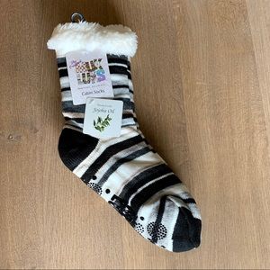 Muk Luks Cabin Socks